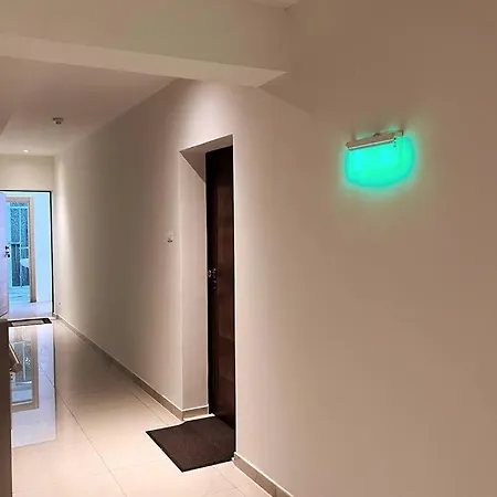 Casino Loft, Mamaia, Superhost Favorite! Apartment *