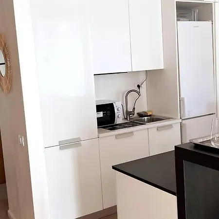 Apartment Casino Loft, Mamaia, Superhost Favorite! Mamaia