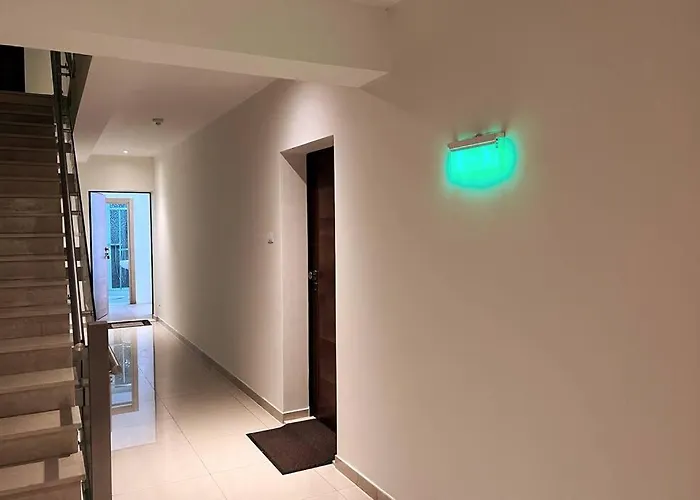 Casino Loft, Mamaia, Superhost Favorite! Lägenhet *