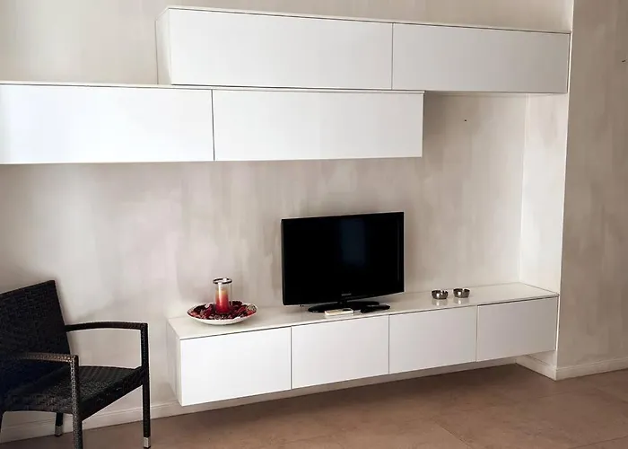 Casino Loft, Mamaia, Superhost Favorite! Lägenhet