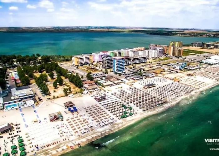 Lägenhet Casino Loft, Mamaia, Superhost Favorite!